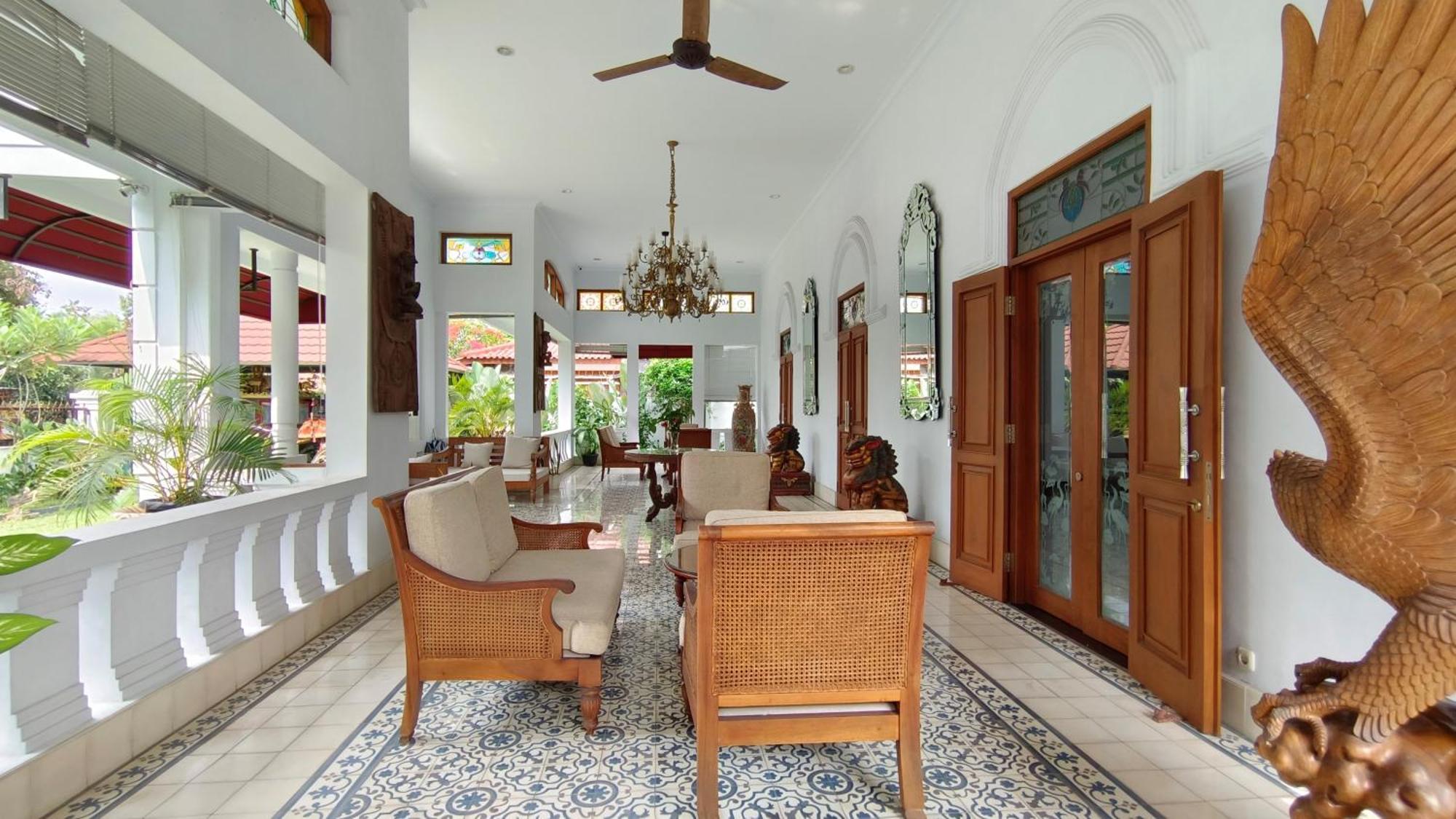 Griya Asih Hotell Yogyakarta Eksteriør bilde