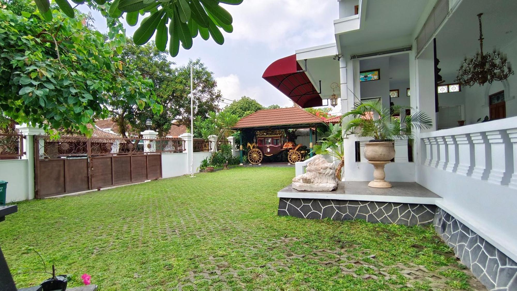 Griya Asih Hotell Yogyakarta Eksteriør bilde